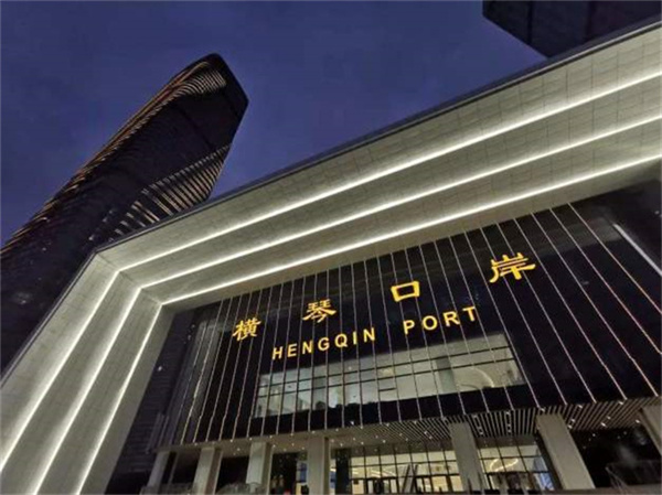 珠海富翔旅游度假公寓(横琴口岸海洋王国店)珠海自动旋转门,珠海伸缩门